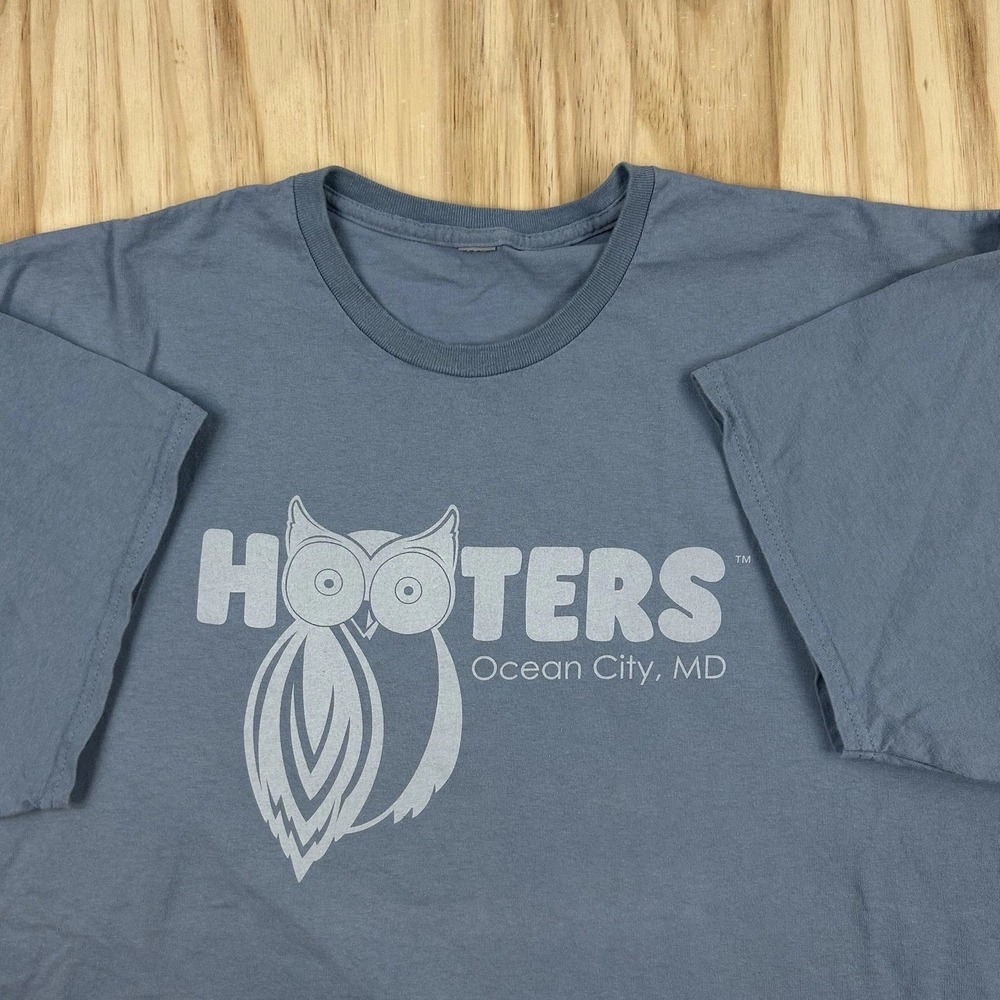 Hooters Ocean City MD Blue T Shirt Short Sleeve Men's Size 2XL
